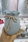 ins cute ceramic vases, lucky bag-shaped flower vases, dried flowers and fresh flowers, modern home decoration simple ornaments Application Scenario